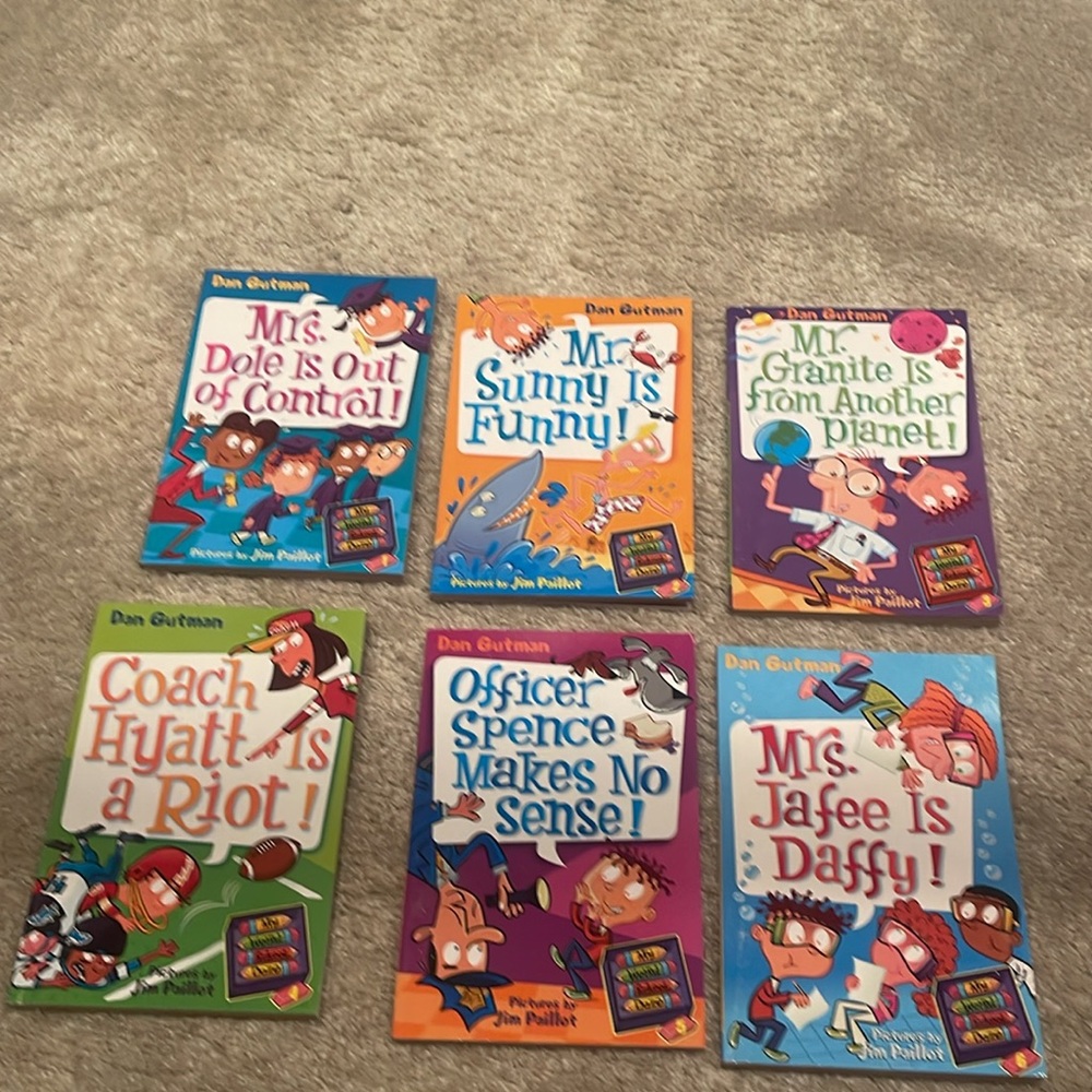 My weird school daze box set 1-12 and more - Picture 2 of 6